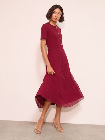 Robe Friends Like These en rouge