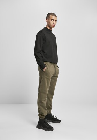 Urban Classics Tapered Pants in Green