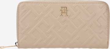 Porte-monnaies TOMMY HILFIGER en beige : devant