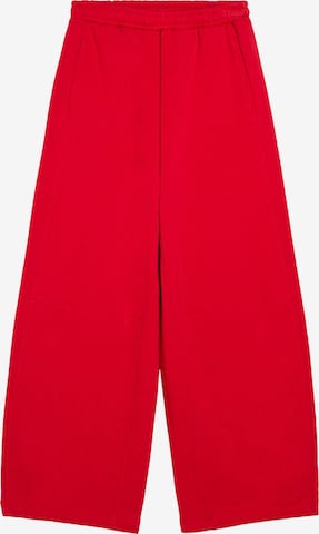 Bershka Trousers in Red: front