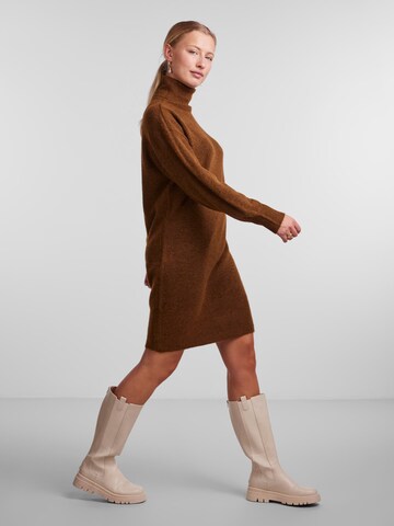 PIECES Knitted dress 'Fabia' in Brown
