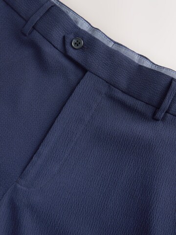 Loosefit Pantaloni con piega frontale di Next in blu