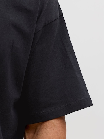 aprel Shirt in Black