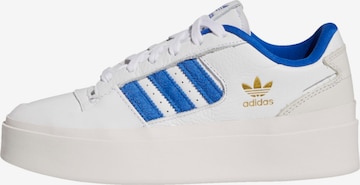 ADIDAS ORIGINALS - Zapatillas deportivas bajas 'Forum Bonega' en blanco: frente