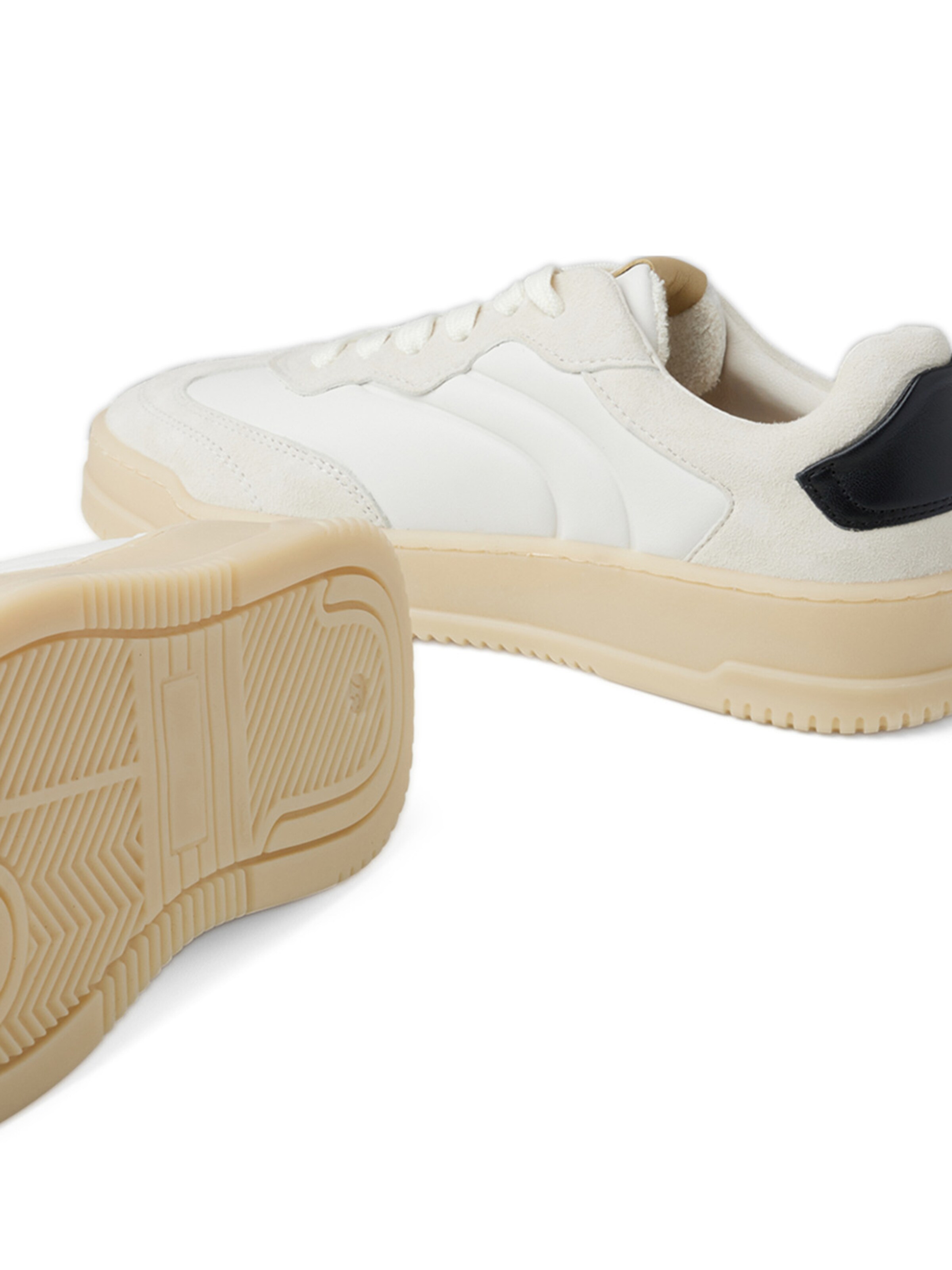 NEWD Sneakers laag in Beige