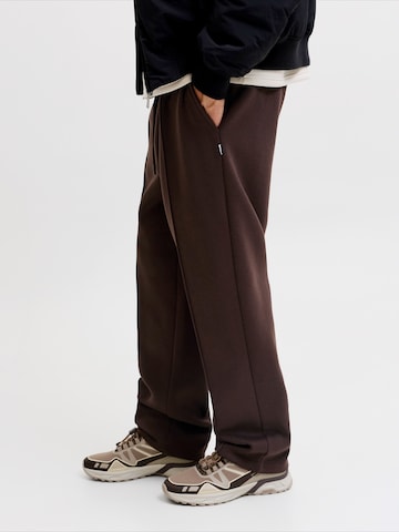JACK & JONES Loose fit Trousers 'JPSTKARL BRADLEY' in Brown