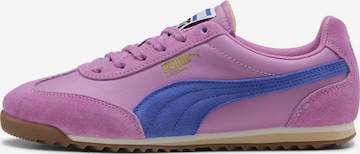 Baskets basses PUMA en rose : devant