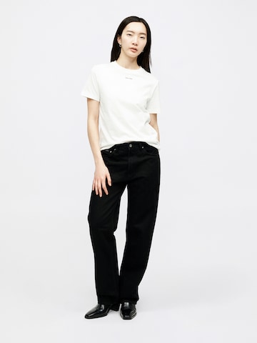 Tricou '20s CLASSIC' de la Calvin Klein Jeans pe alb