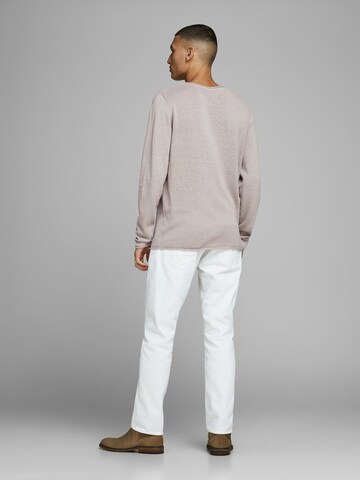 Coupe regular Pull-over JACK & JONES en gris