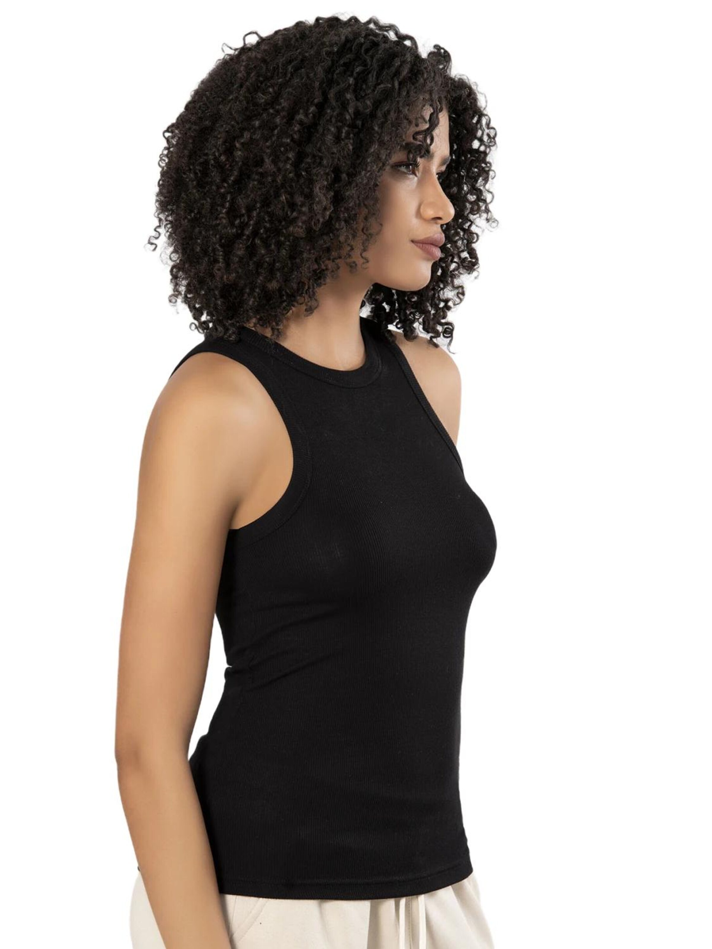 Haut Erdem en noir
