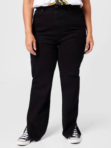 Nasty Gal Plus Flared Jeans in Black: front