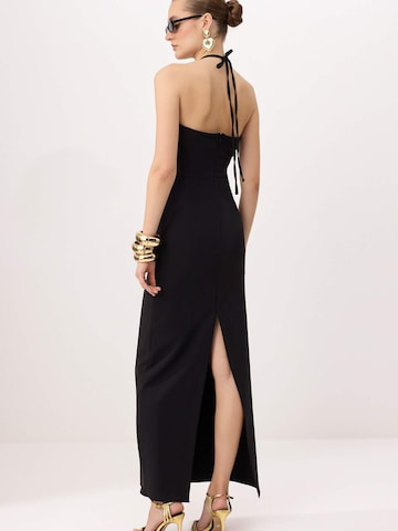 Robe de soirée Trendyol en noir
