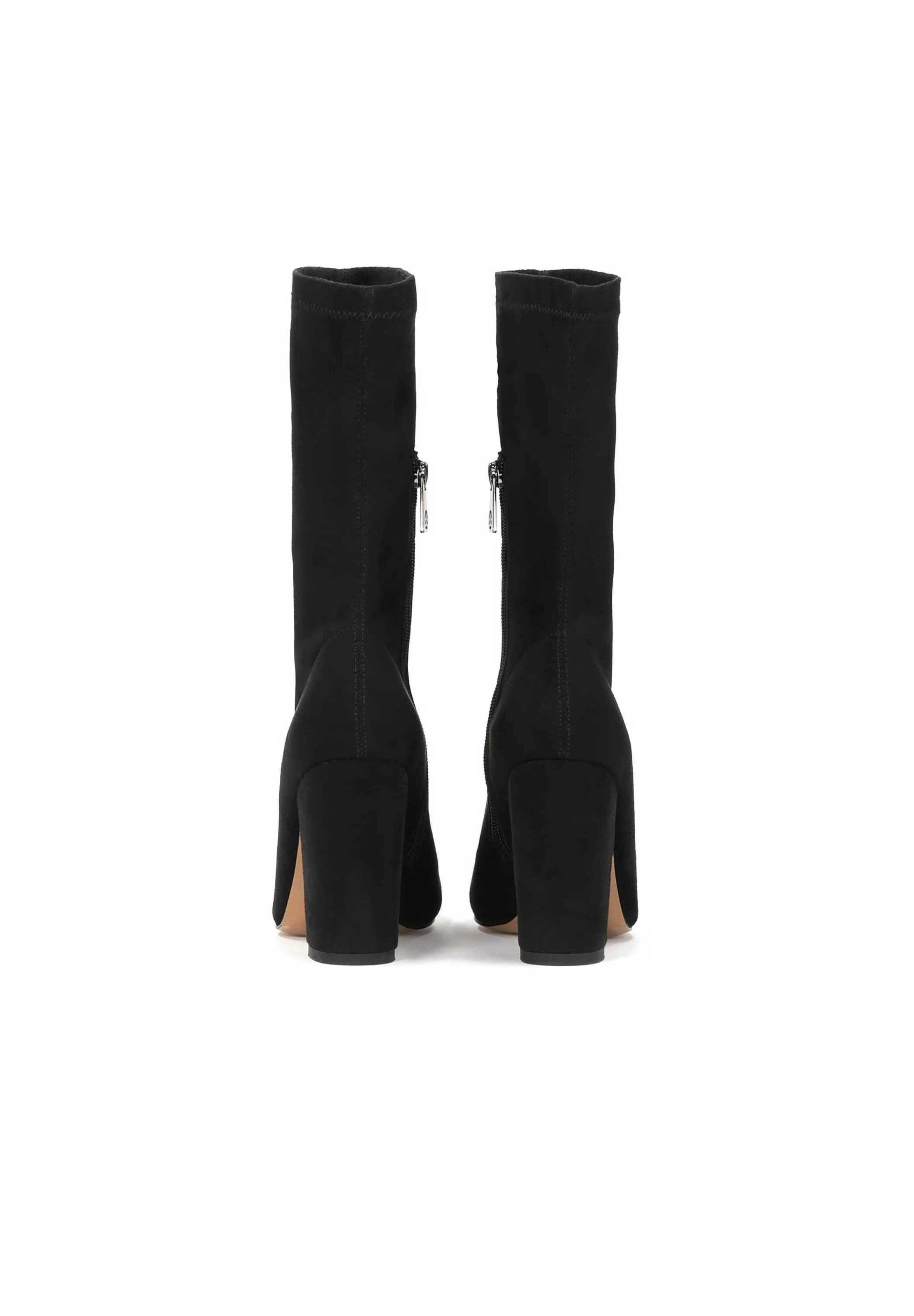 Kazar Boots in Black