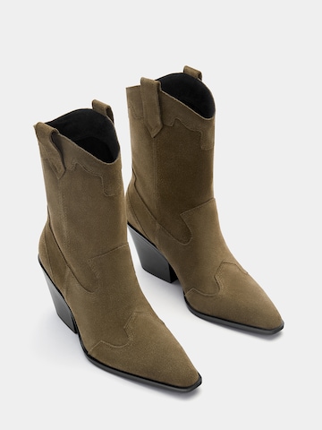 Pull&Bear Cowboy Boots in Beige