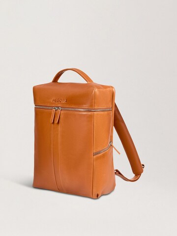 NEGOTIA Leather Backpack 'Kova' in Brown