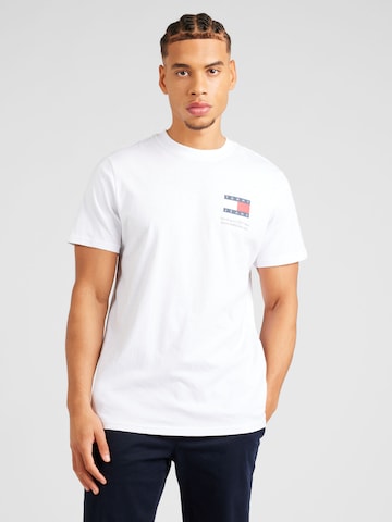 Tommy Jeans T-shirt 'ESSENTIAL' i vit: framsida