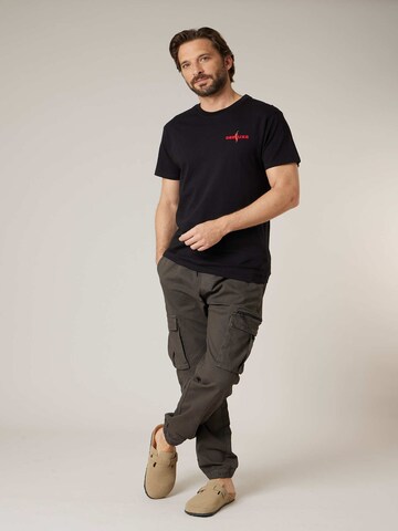 T-Shirt 'SPICY' Deeluxe en noir