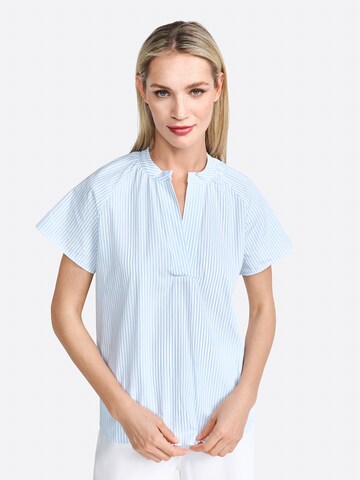 Rich & Royal Blouse in Blue: front