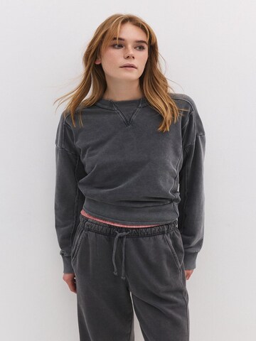 No Matter What Sweatshirt in Grey