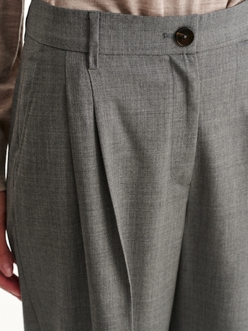 TATUUM Wide leg Broek in Grijs
