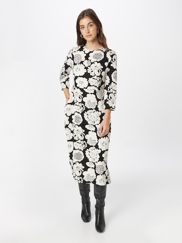 Rochie 'Janetta' de la Marimekko pe negru: față