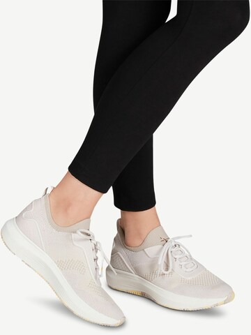 Sneaker low de la Tamaris pe alb