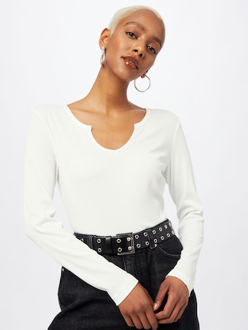 Rut & Circle Shirt 'LINA' in White: front