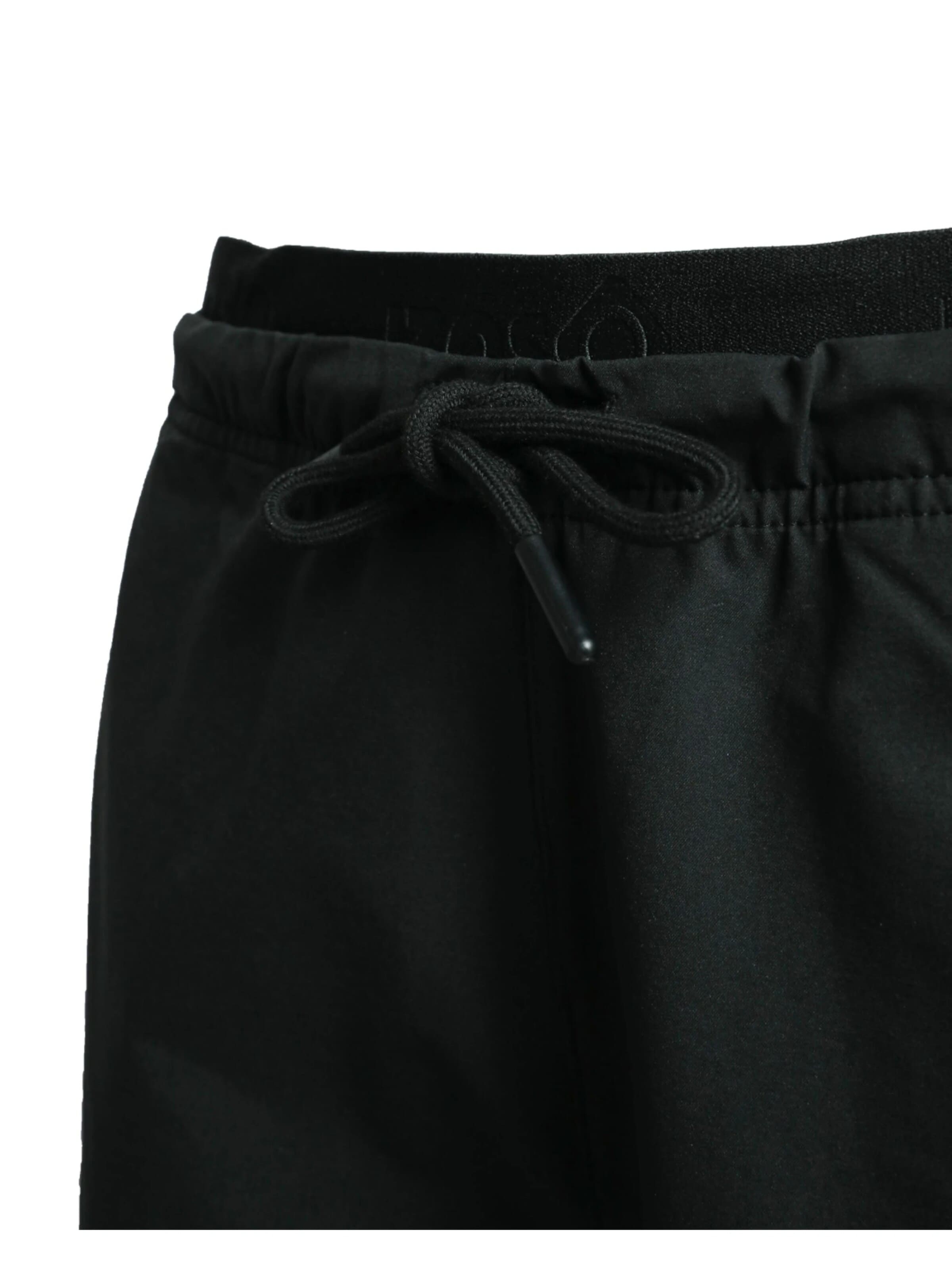 Izas - regular Pantalón deportivo 'BERMUDA MUJER  GLEN W' en negro