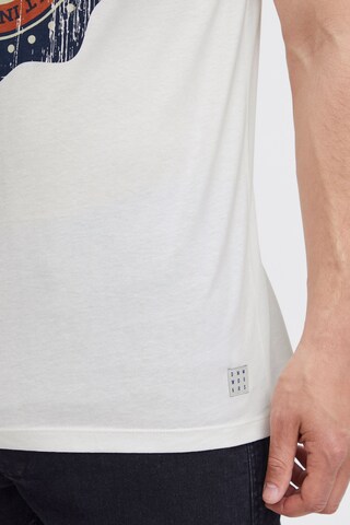 BLEND - Camiseta 'Orion' en blanco