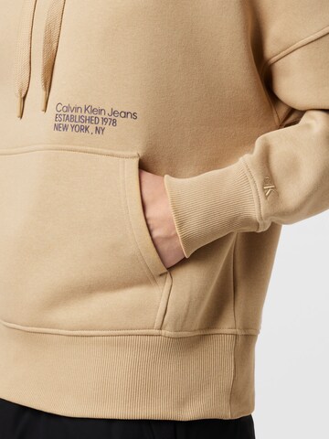 Calvin Klein Jeans Sweatshirt in Beige