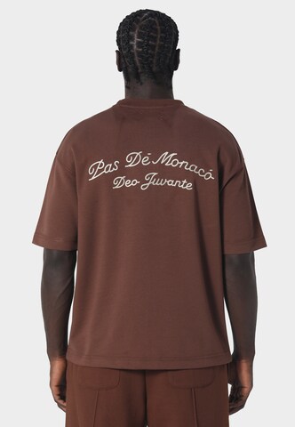 T-Shirt Pas De Monaco en marron : derrière