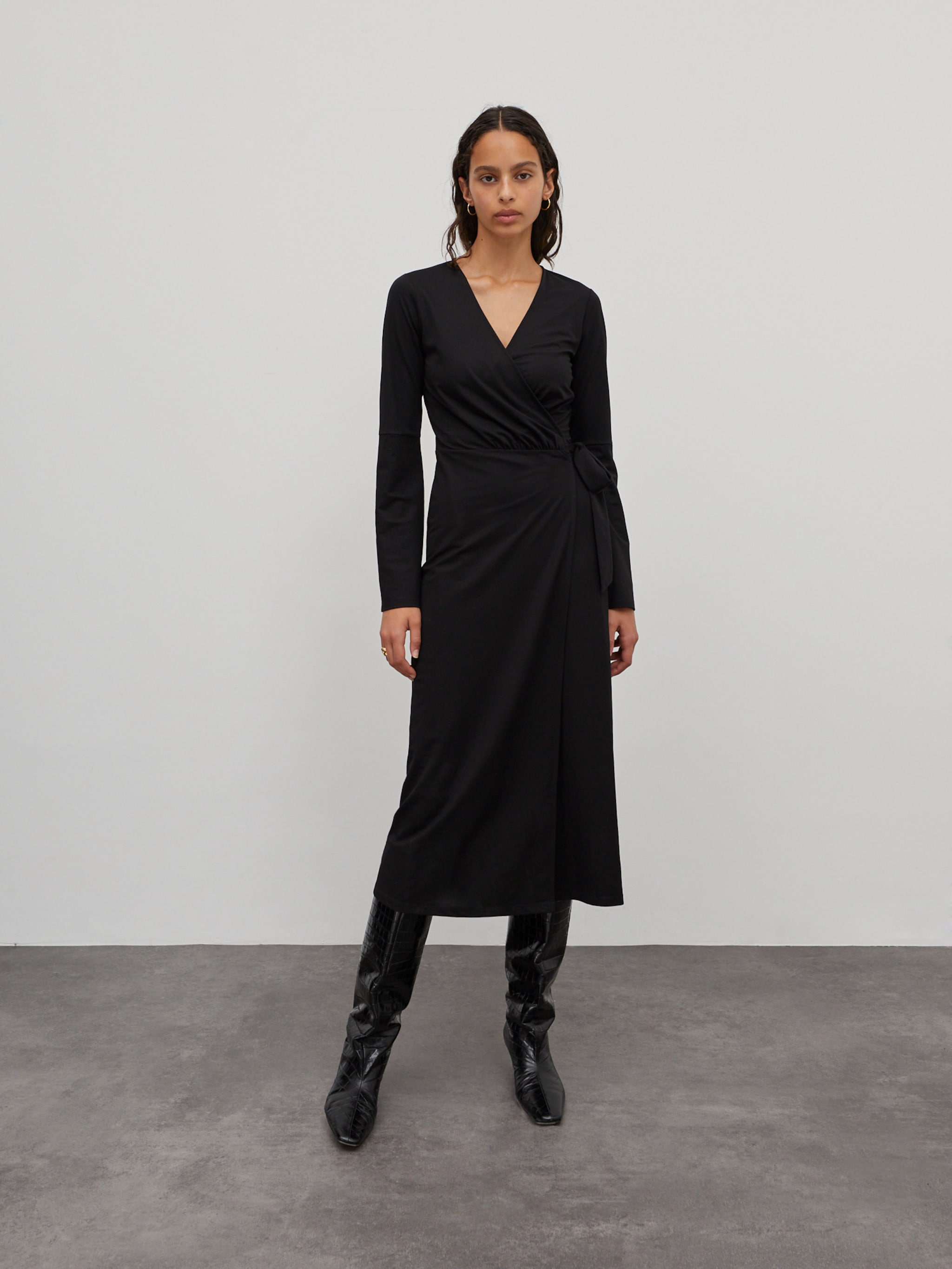 EDITED Produkte Kleid 'Dorothy' schwarz
