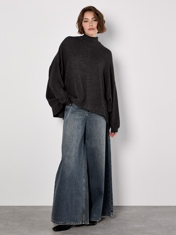 Pull-over ' ' Apricot en gris : devant