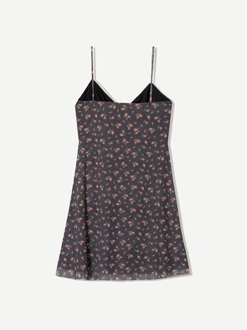 Robe Bershka en gris