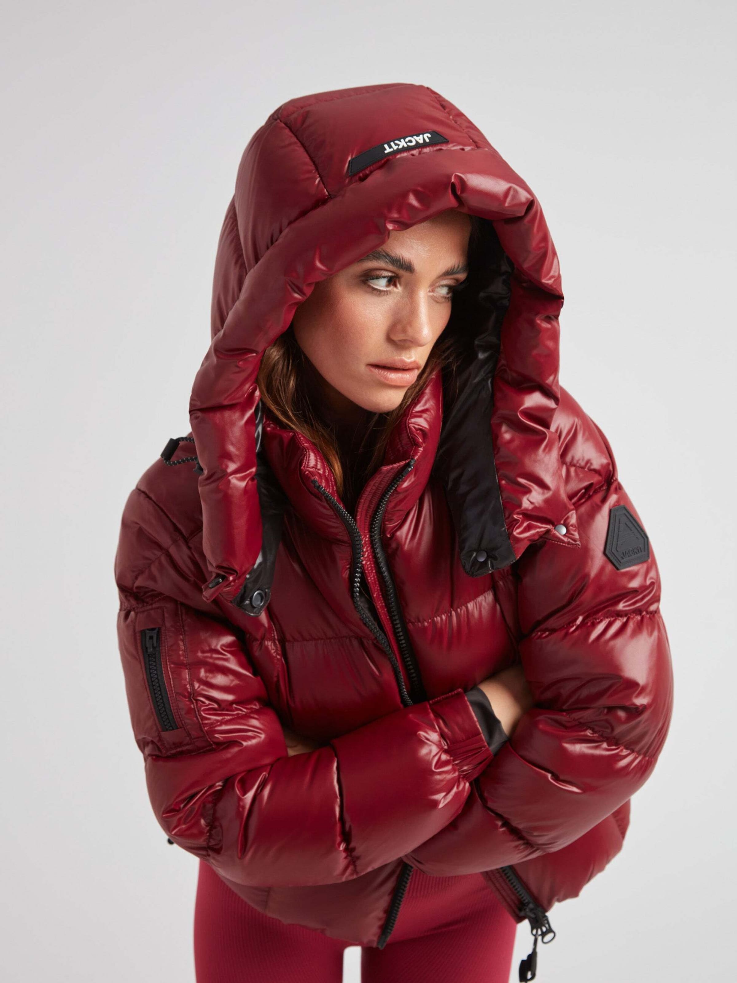 8cb8329e38684f3ed3e85ce7f8b873