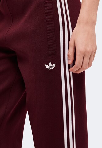 ADIDAS ORIGINALSregular Hlače - crvena boja
