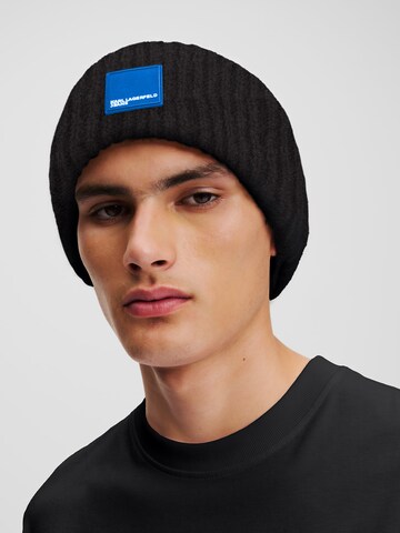 KARL LAGERFELD JEANS Beanie in Black: front