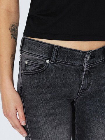 Dr. Denim Skinny Jeans 'Kily Low Bootcut' in Grijs