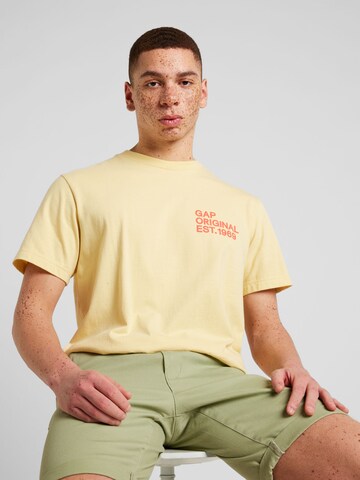 GAP Shirt in Yellow
