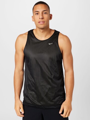 T-Shirt fonctionnel NIKE en noir : devant