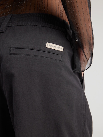 Calvin Klein Jeans Lużny krój Bojówki w kolorze czarny