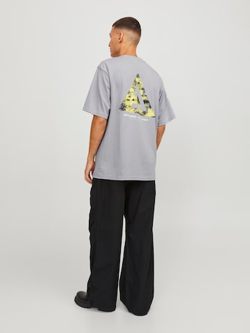 T-Shirt 'Triangle' JACK & JONES en gris