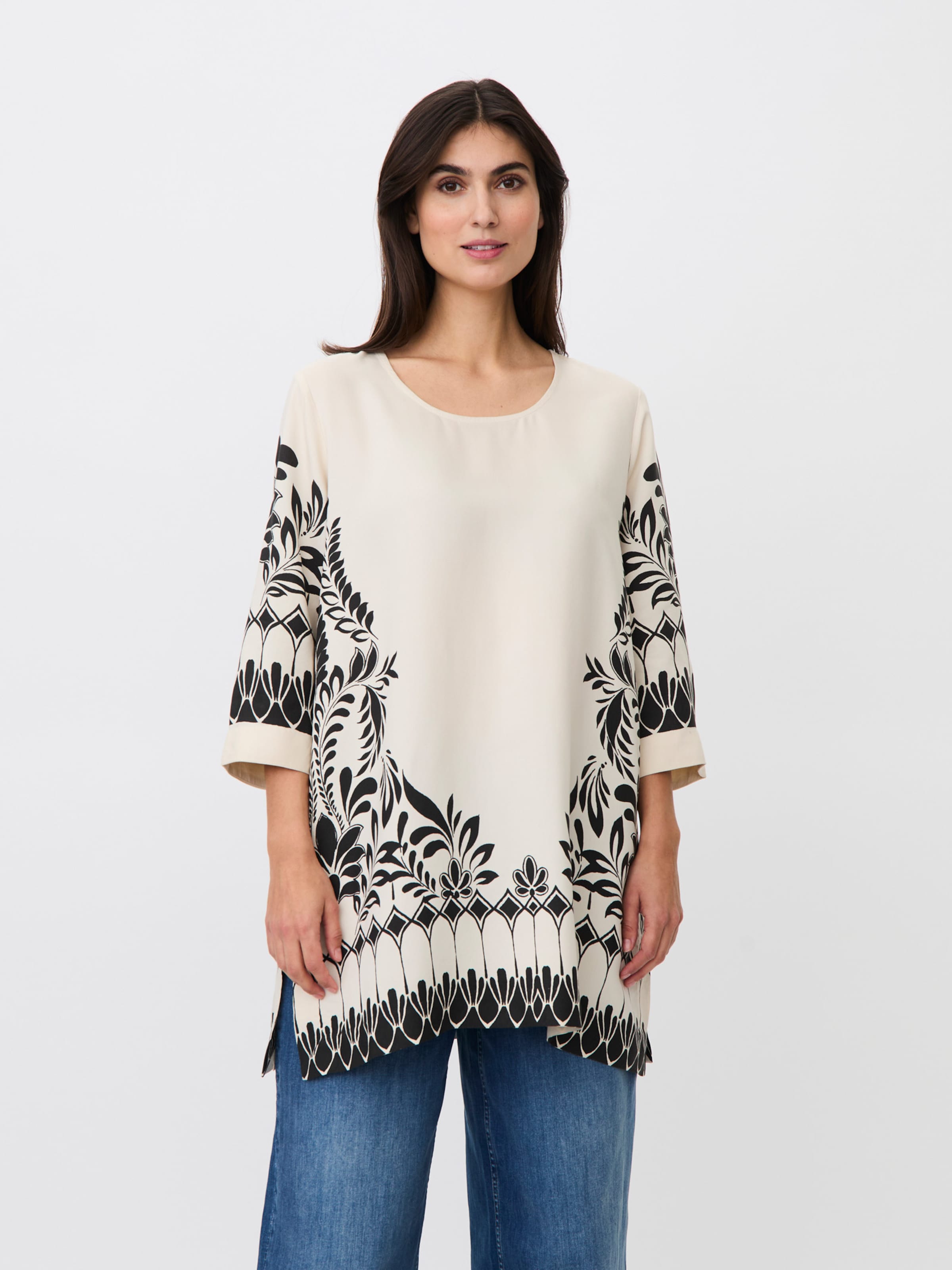 Tunique 'MaBai' Masai en noir : devant