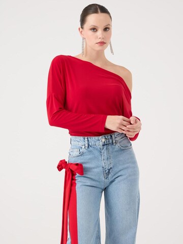 HOLLY LOLLY Blouse in Red