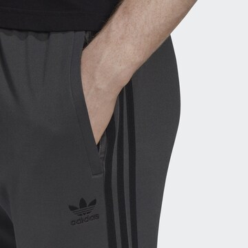 ADIDAS ORIGINALS Tapered Trousers 'Adicolor Classics Primeblue' in Grey
