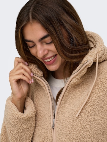 Giacca di pile 'ONLASPEN' di ONLY in beige