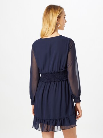 Trendyol Kleid in Blau