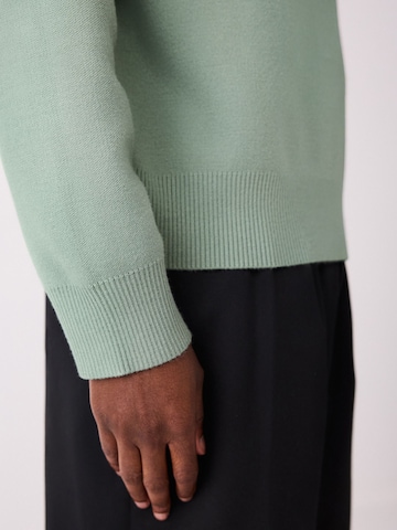 Next Sweater in Green
