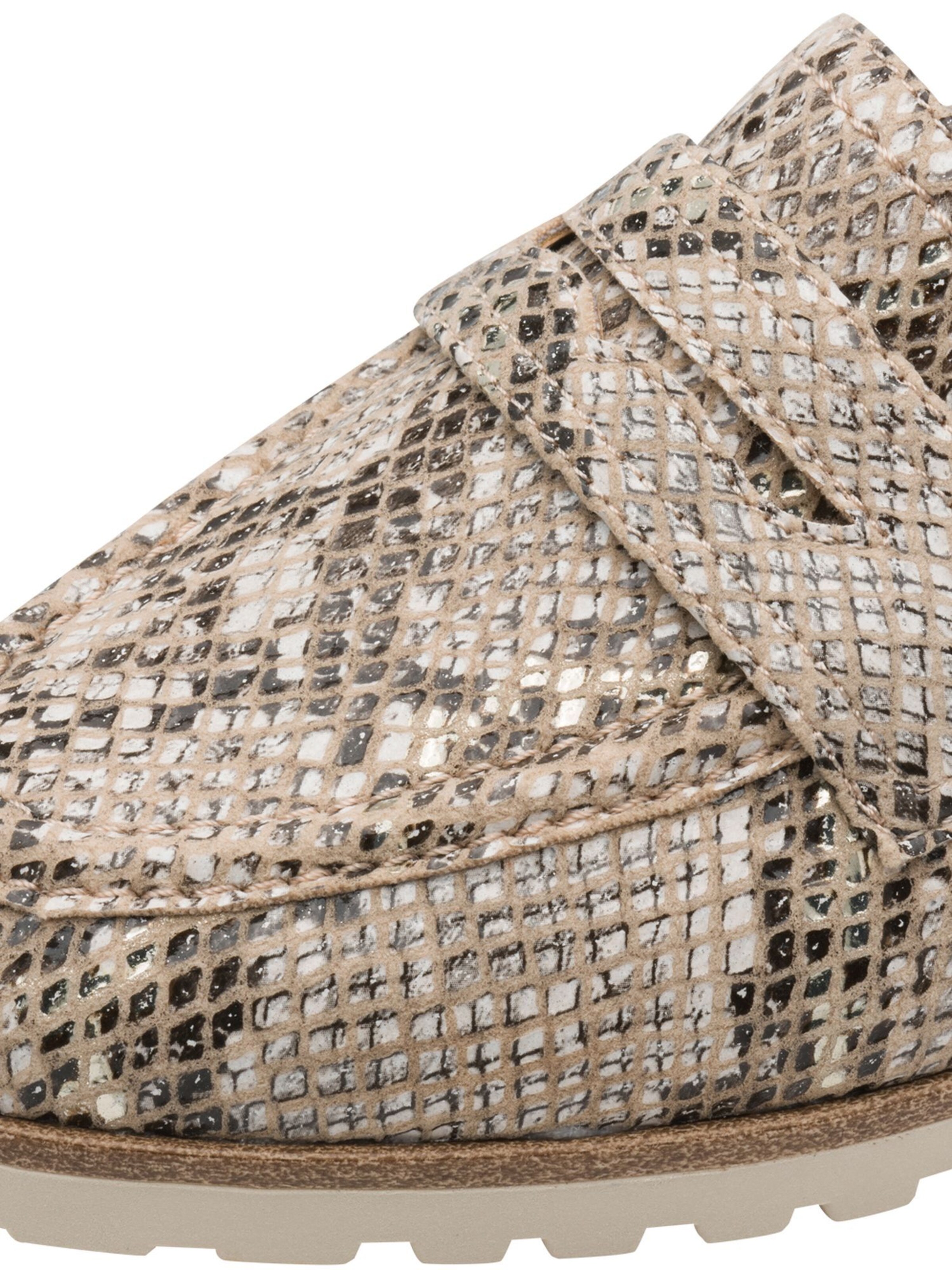 Chaussure basse Tamaris en beige