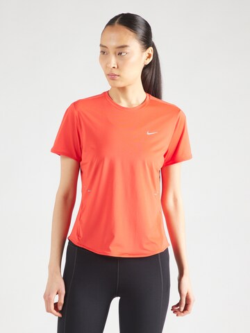 NIKE Functioneel shirt 'SWIFT' in Oranje: voorkant